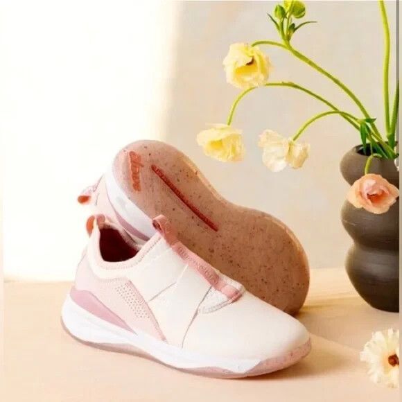 Clove Women's Classic Nurse Clara Nursing Sneaker Sz 6.5 / EU 37.5 NEW - Picture 4 of 9